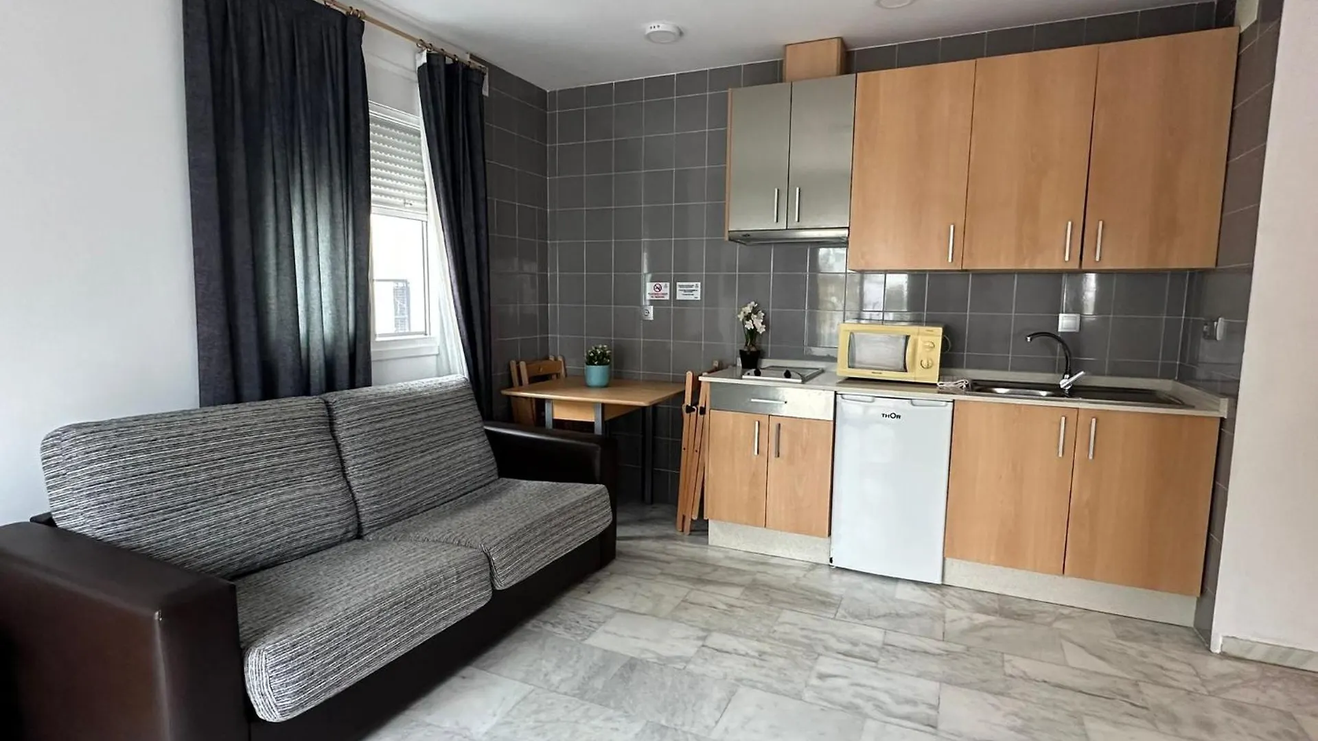 Apartahotel Dona Reyes Chipiona 0*,  Španělsko