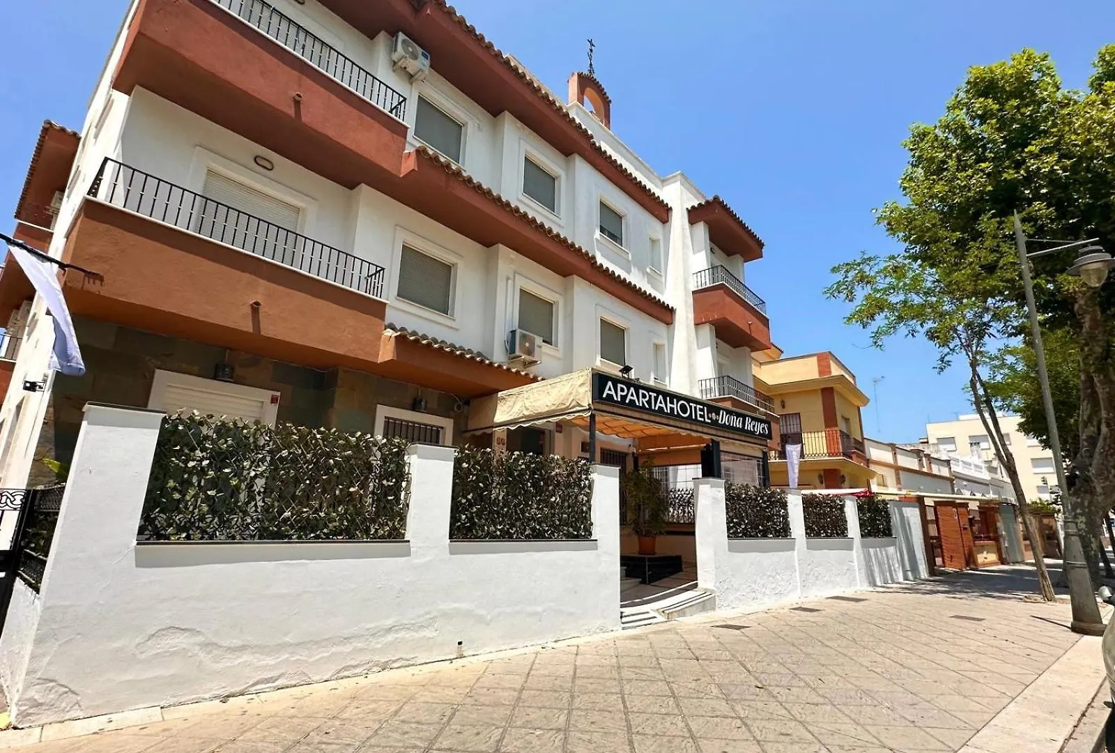 Apartahotel Dona Reyes Chipiona 0*,  Španělsko
